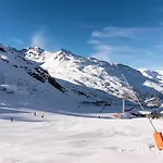 D2 Luxury Mountain View Sleeps 12 Coffee Val Thorens